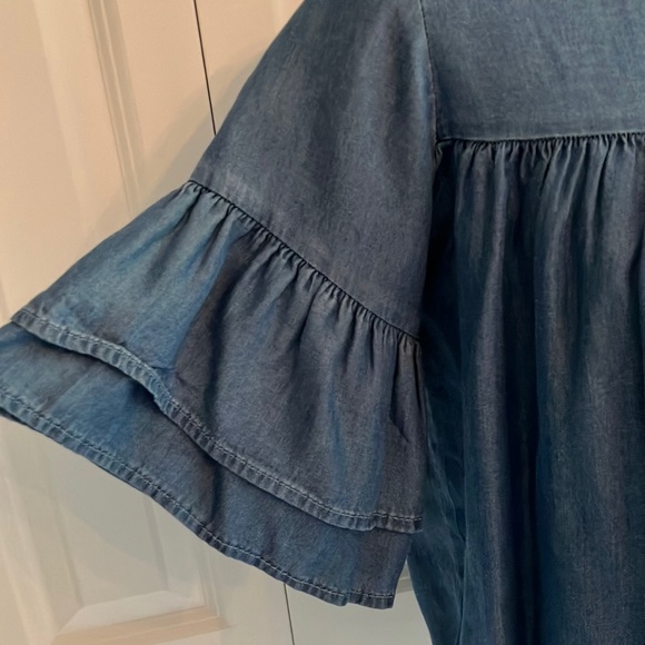 Boho light cotton “jean” ruffled top with short ruffled sleeves. - Picture 2 of 12